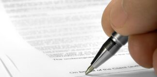 Patto per lo sviluppo, firma sindacati e Confindustria BAT