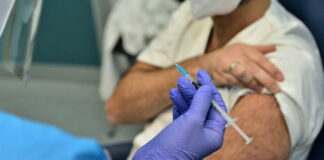 Vaccini, Insieme per la Bat: «Escluso il personale scolastico addetto all’assistenza agli alunni disabili»