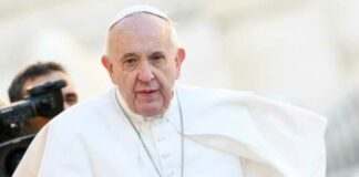Papa Francesco ricoverato, Mons. D’Ascenzo: «Preghiamo per il Santo Padre»