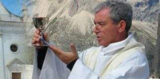 Mons. Giuseppe Pavone celebra a Trinitapoli i 50 anni di ordinazione presbiterale