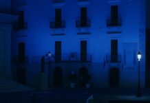 Palazzo di Città illuminato di blu per la Giornata del Diabete