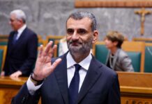 La proclamazione di Decaro a Bari: «Sarò il presidente di tutti, ma non per tutto»